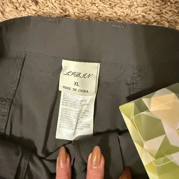 Men’s waterproofs cargo shorts size extra large gray - Picture 5 of 6